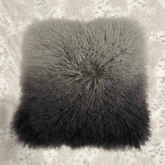 Michael Aram Diptique gray 18” x 18” 100% died lamb fur, Fuzzy decorative pillow